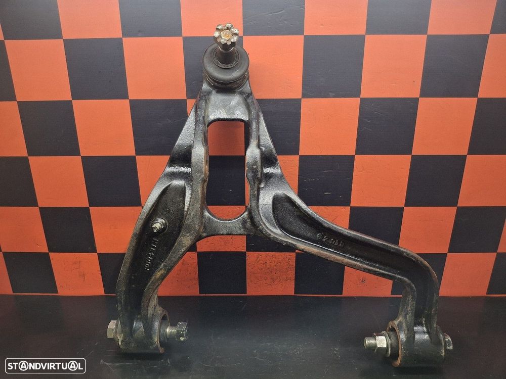 Braço Suspensão Inferior Direito Fuso (Mitsubishi) Canter - 1
