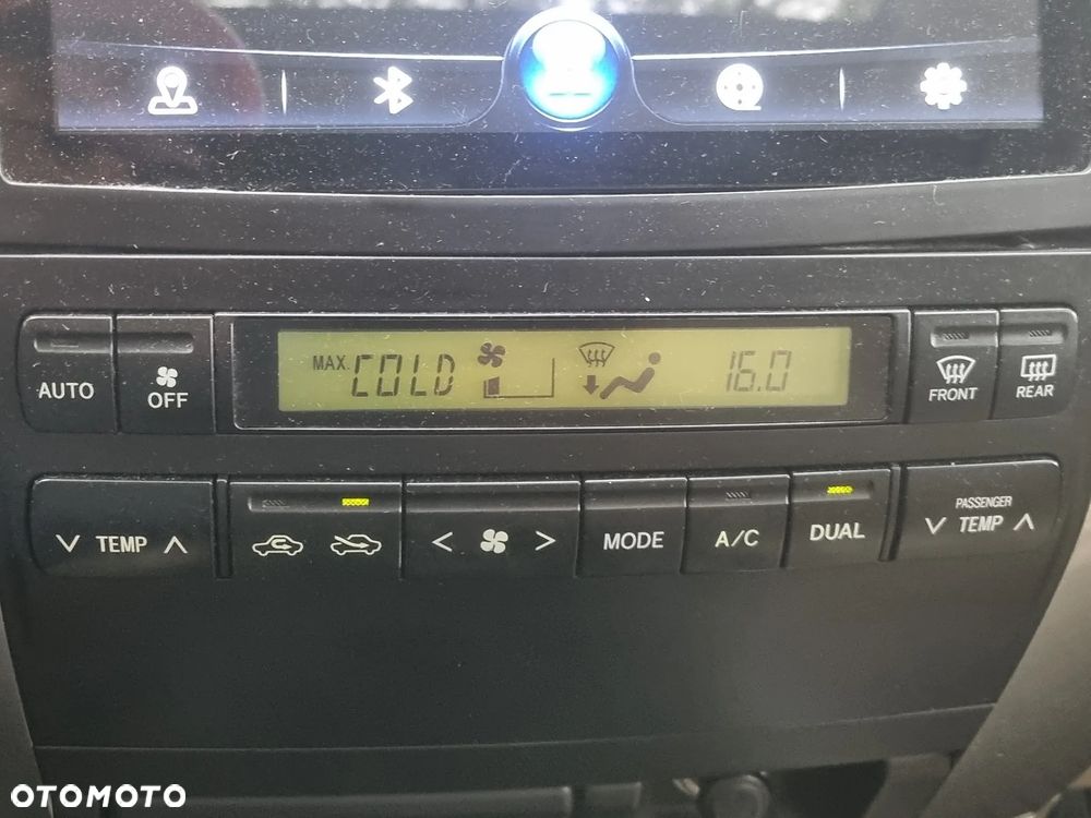Toyota Land Cruiser - 20