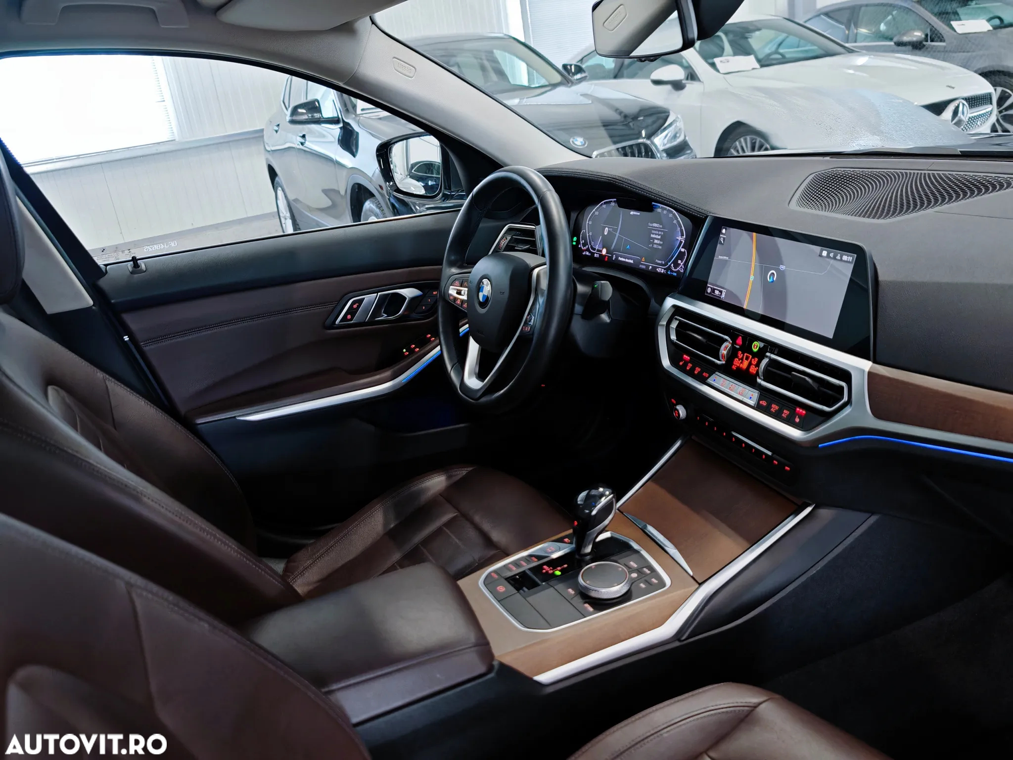 BMW Seria 3 330e Aut. Luxury Line - 7