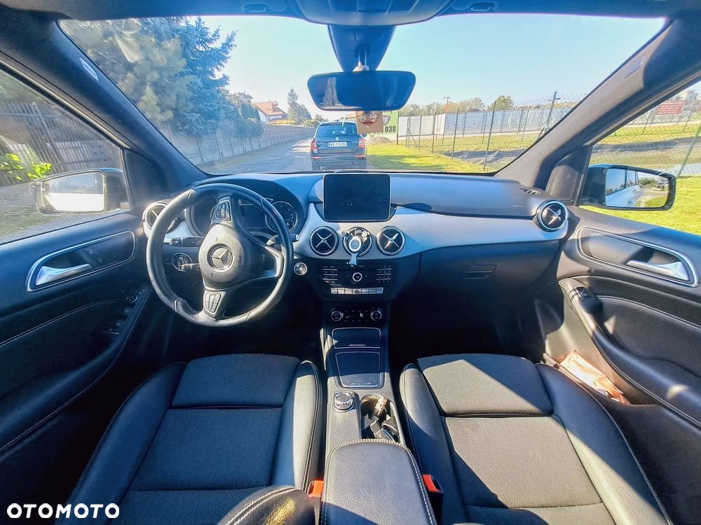 Mercedes-Benz Klasa B 200 d 4Matic 7G-DCT Edition - 7