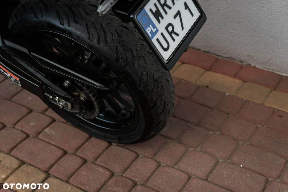 Honda CB - 8