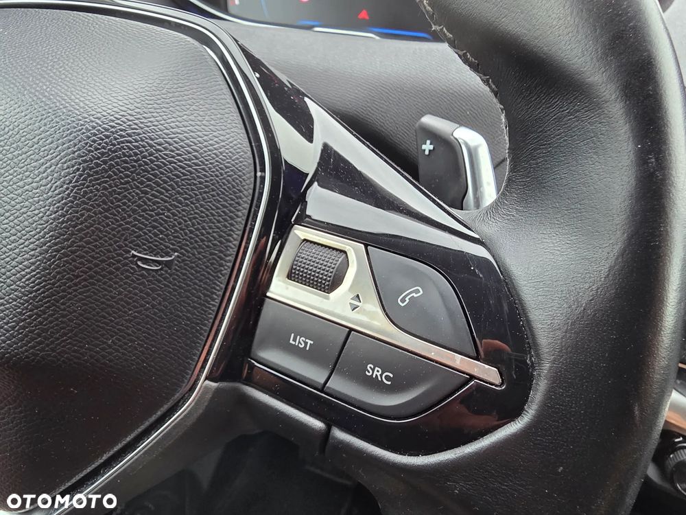 Peugeot 3008 THP 165 EAT6 Stop & Start Allure - 19