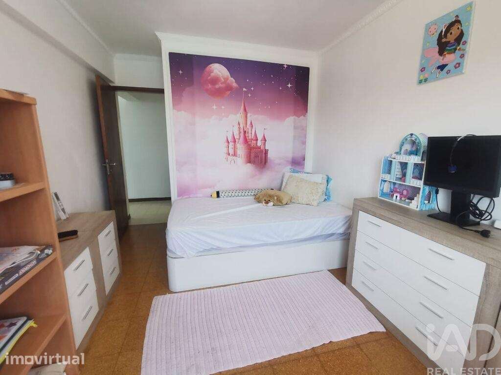 Apartamento T3 em Quelfes de 85 m2 - Grande imagem: 5/9