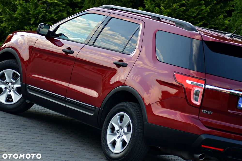 Ford Explorer - 17