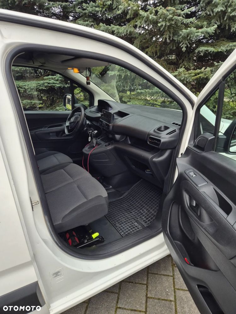 Peugeot Partner - 11