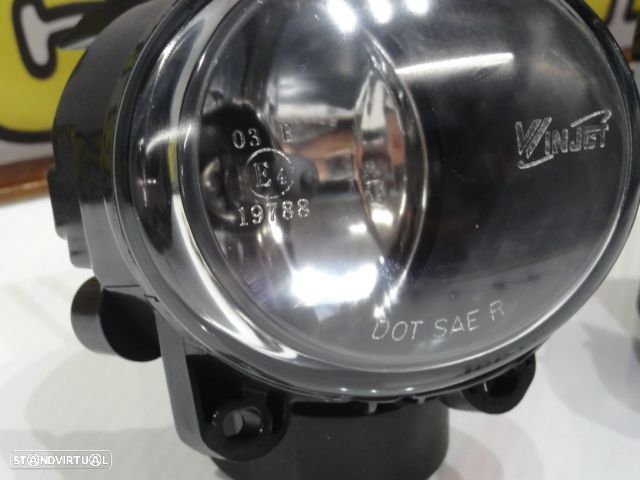 Farois de nevoeiro com luz branca 5000k para BMW F10, F11, F22, F23, E92, E93, F07 em cristal ou em fundo escurecido (smoke) - 6