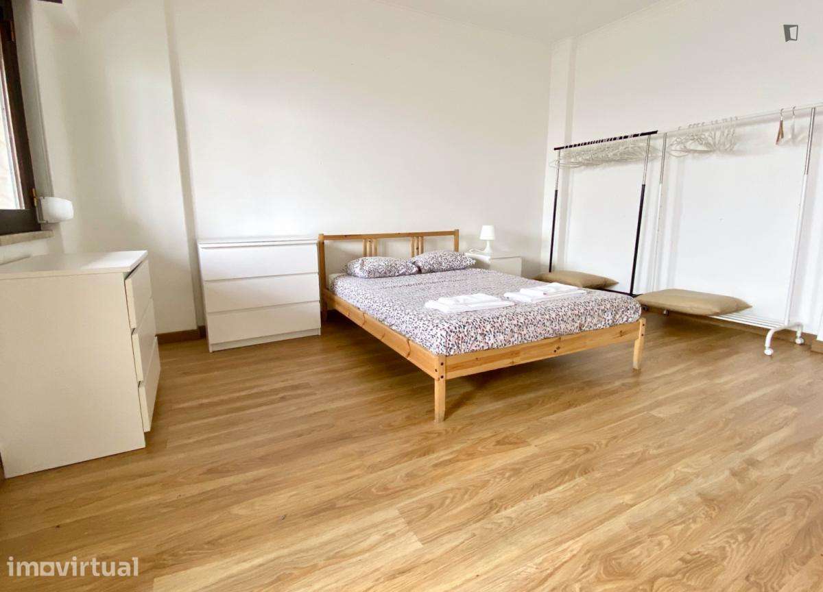 Quarto - localizado em Arroios Lisbon - Grande imagem: 5/27