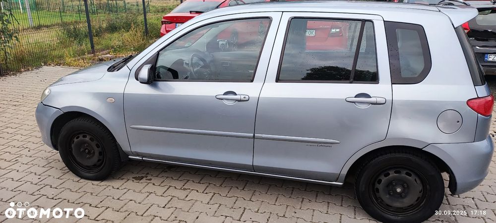 Mazda 2 - 3