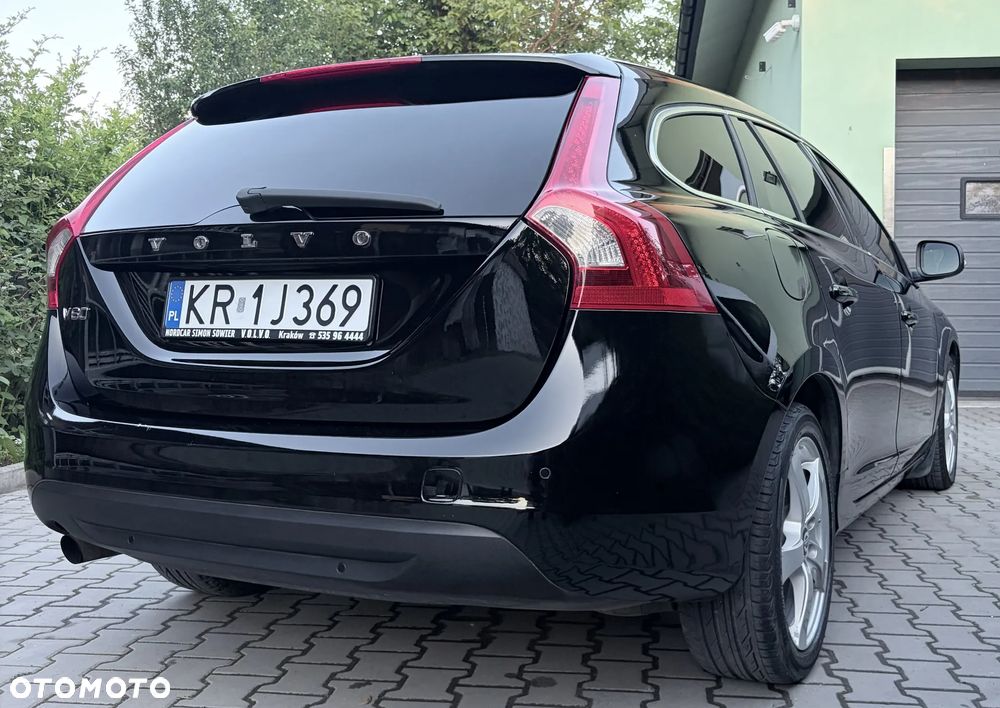 Volvo V60 D3 Summum - 5