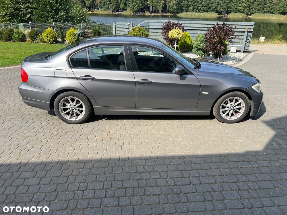 BMW Seria 3 318i Edition Lifestyle - 6