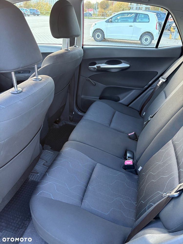 Toyota Auris 1.33 VVT-i Life - 9