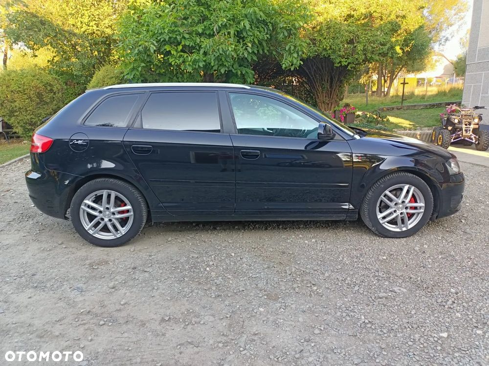 Audi A3 Sportback - 6