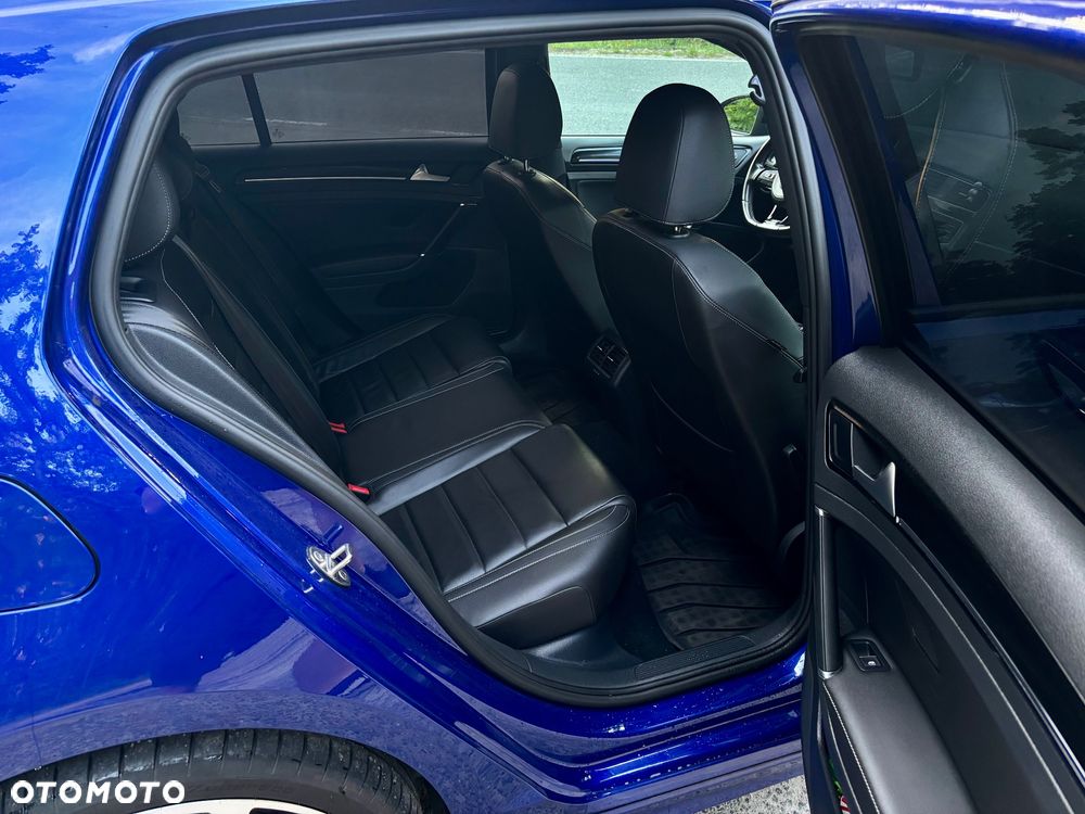 Volkswagen Golf 2.0 TSI BMT 4Mot R - 12