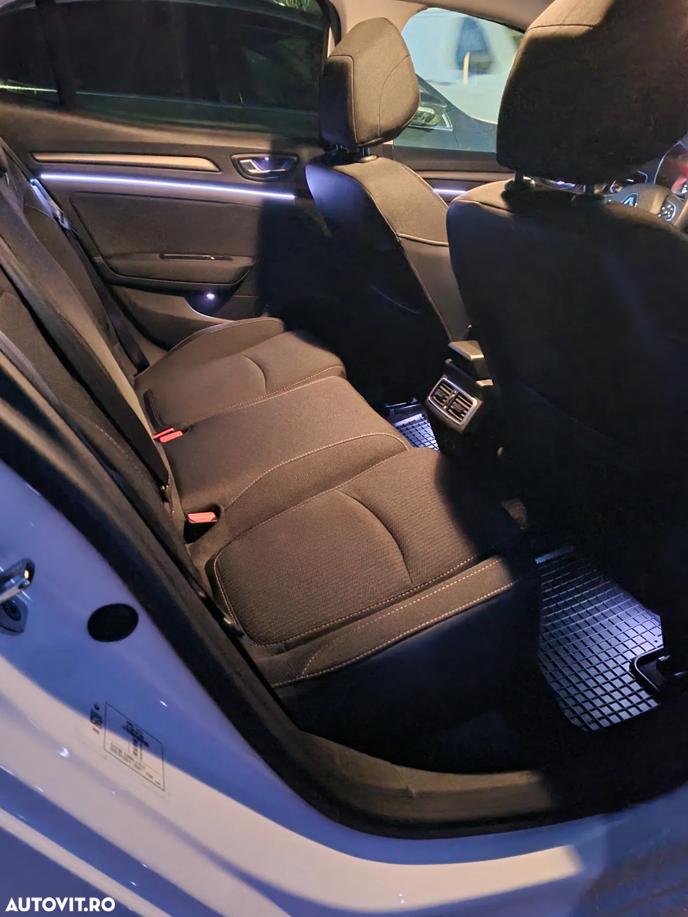 Renault Megane - 12