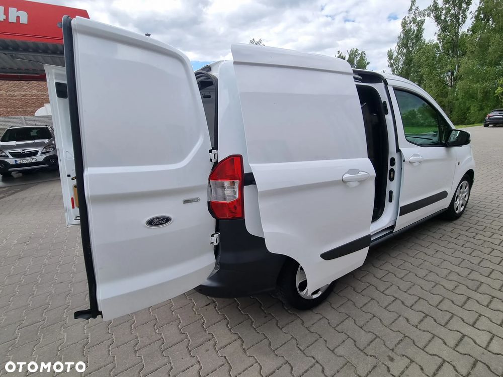 Ford TRANSIT COURIER - 3