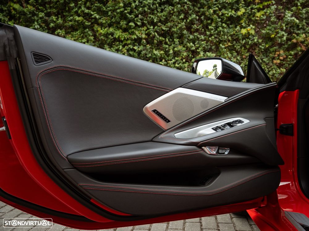 Chevrolet Corvette Stingray 3LT 6.2 V8 Auto - 43