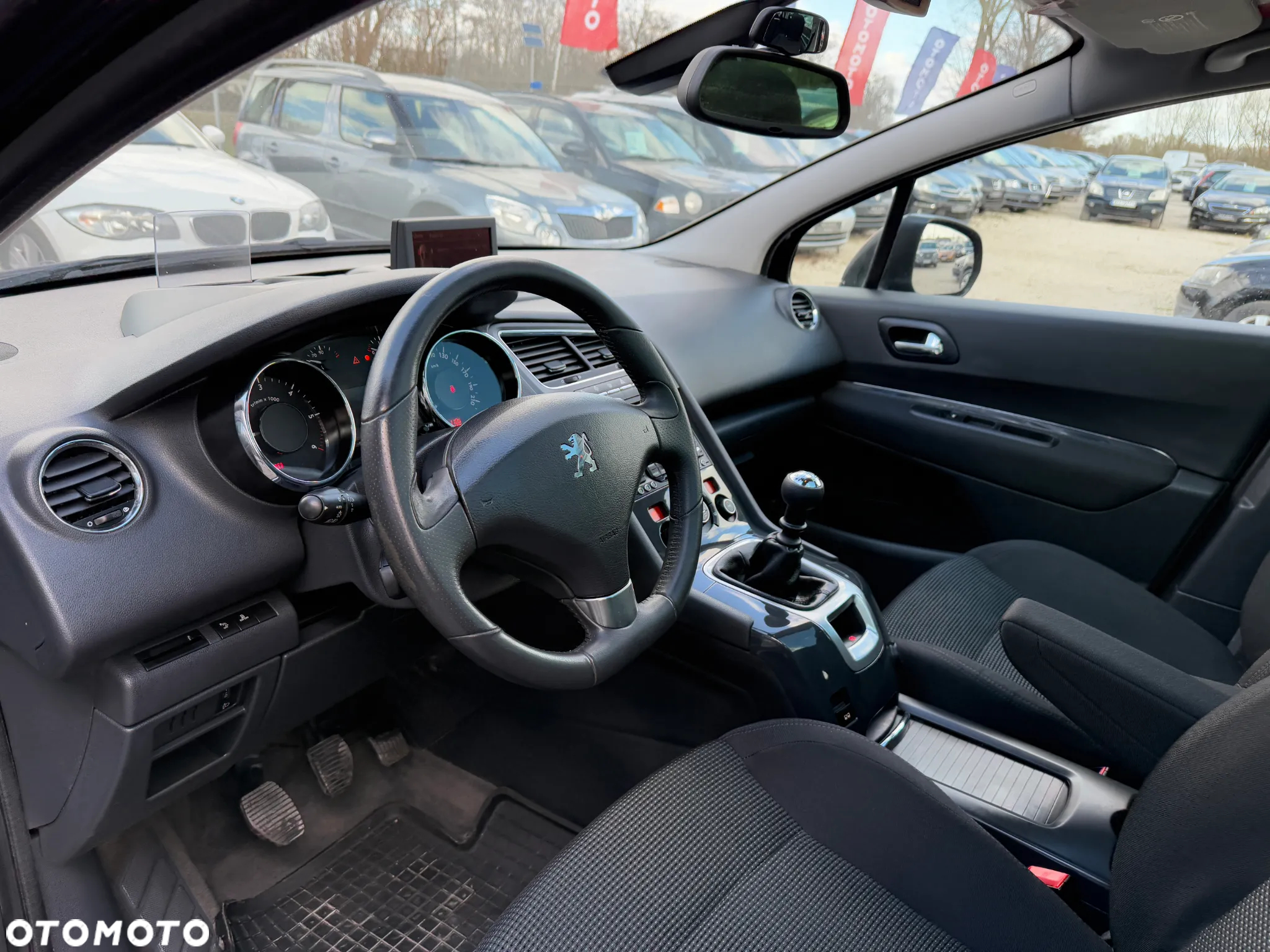 Peugeot 5008 1.6 HDi Access 7os - 20