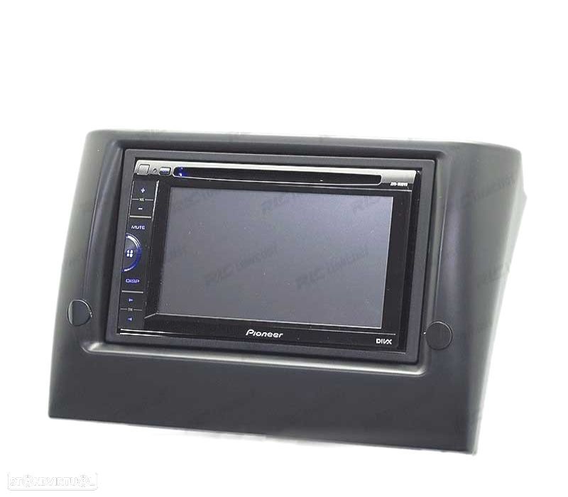 MOLDURA ADAPTADOR PRETO PARA RADIO 2-DIN PARA FIAT STILO - 2