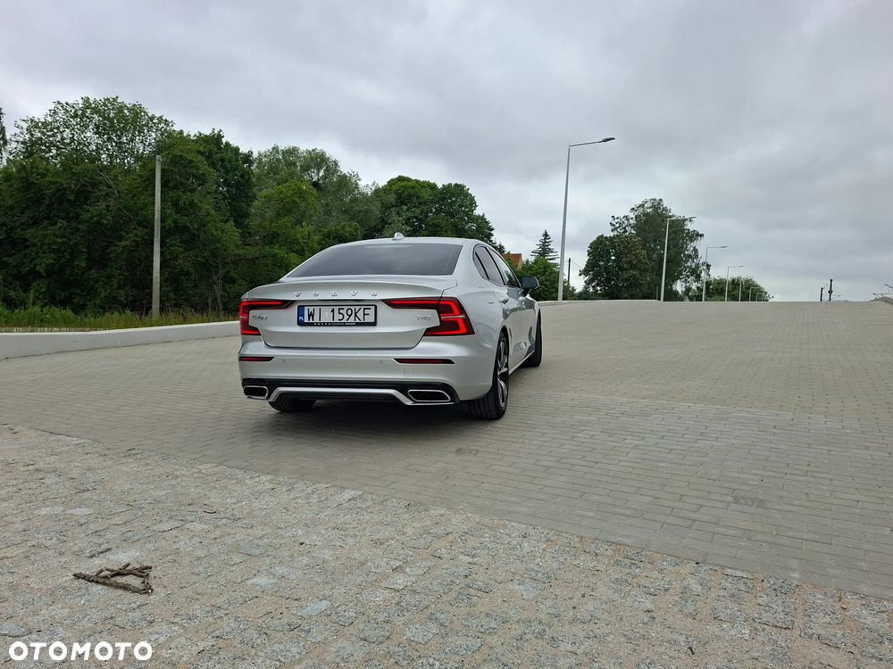 Volvo S60 T4 R-Design - 6