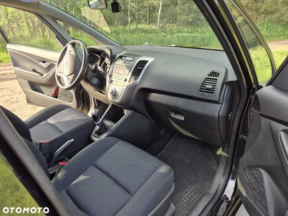 Hyundai ix20 - 7