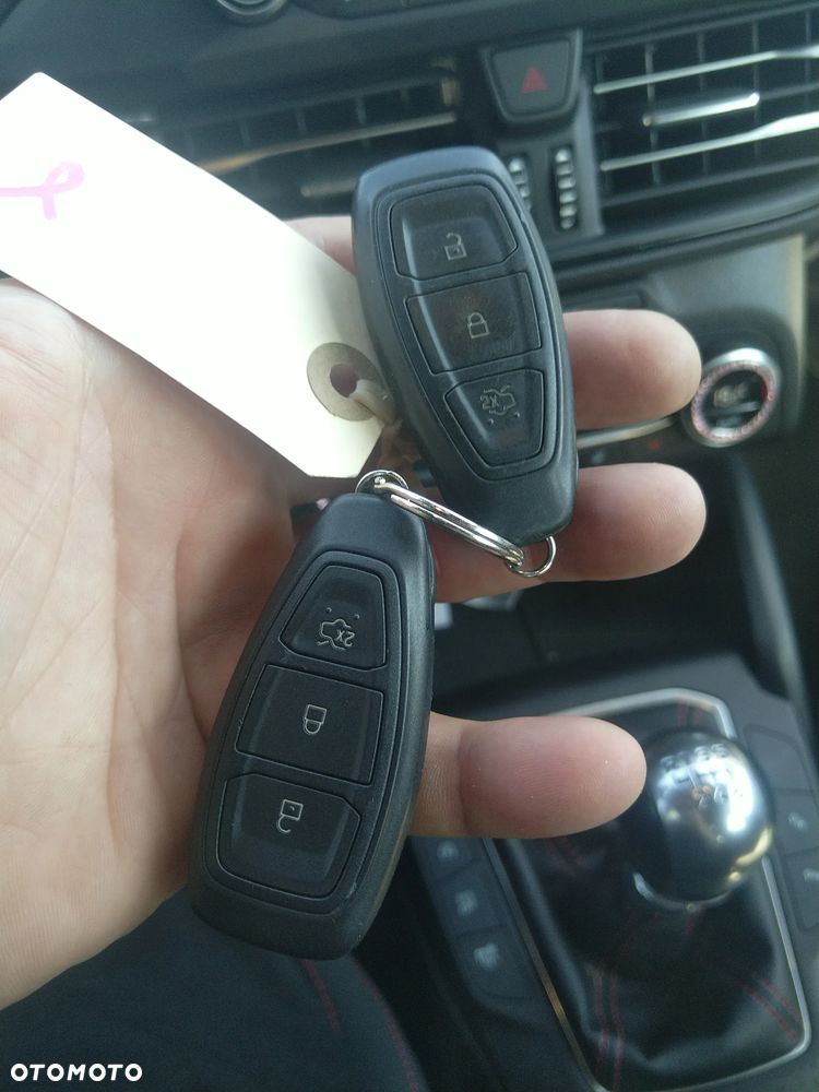 Ford Focus - 21