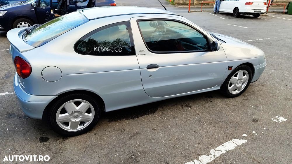 Renault Megane - 2