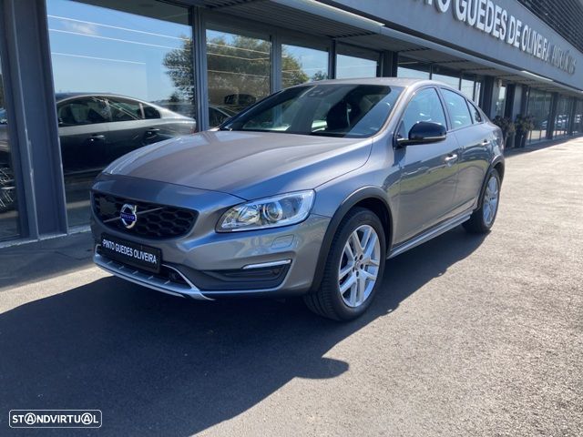 Volvo S60 Cross Country D3 Geartronic Pro - 1