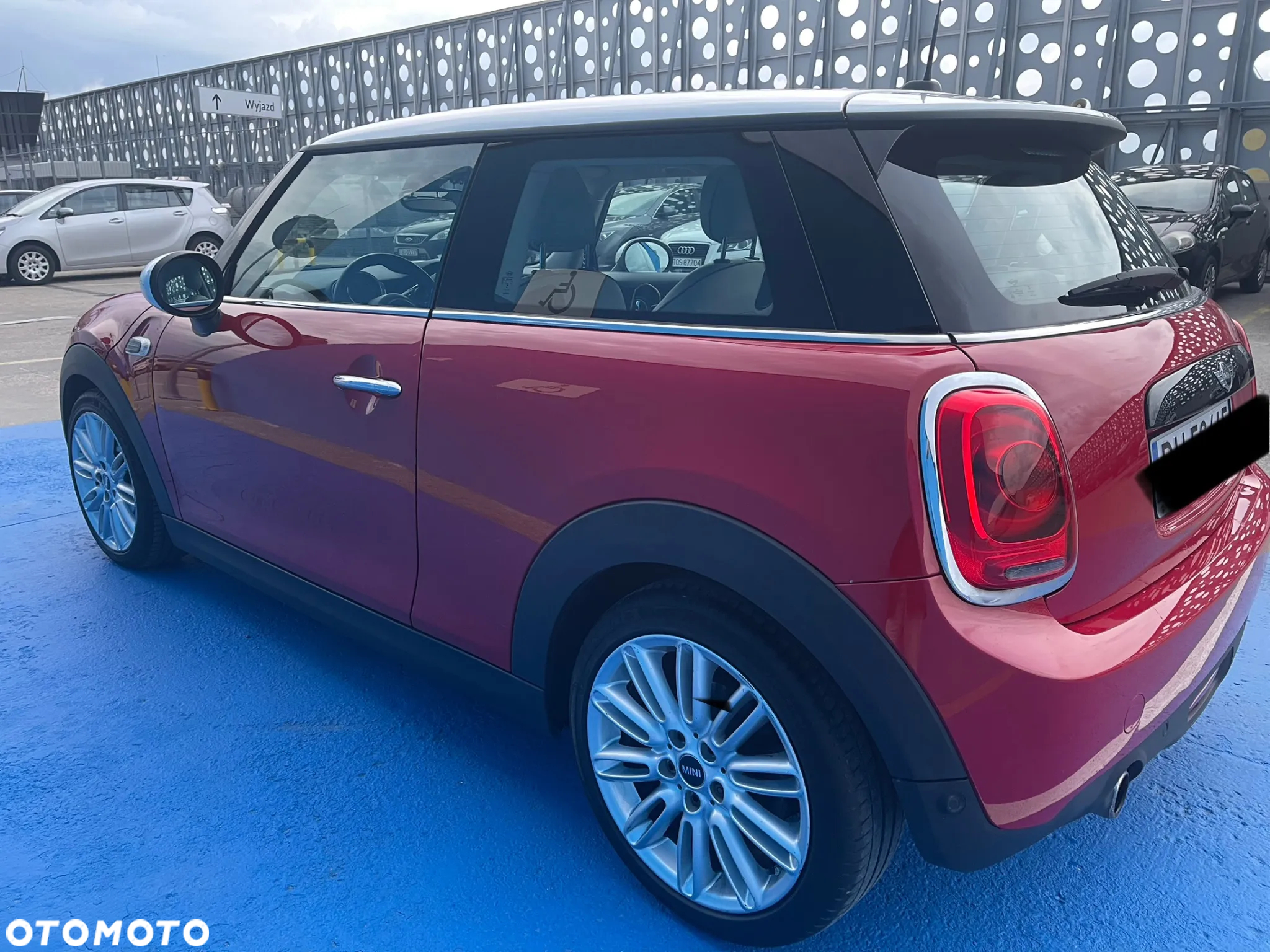 MINI Cooper Standard - 11