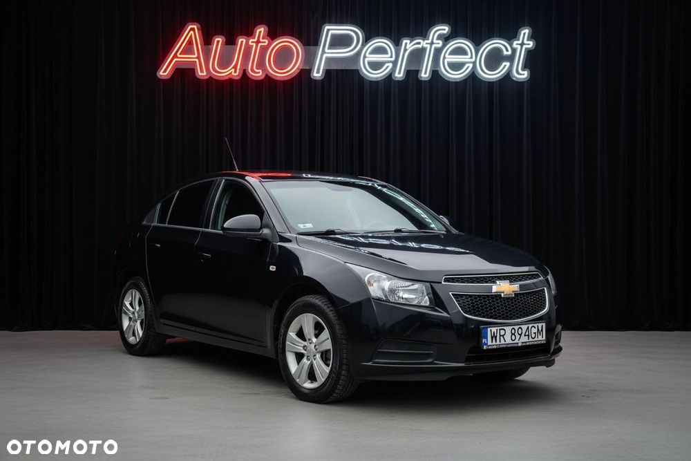 Chevrolet Cruze 1.6 LS - 1