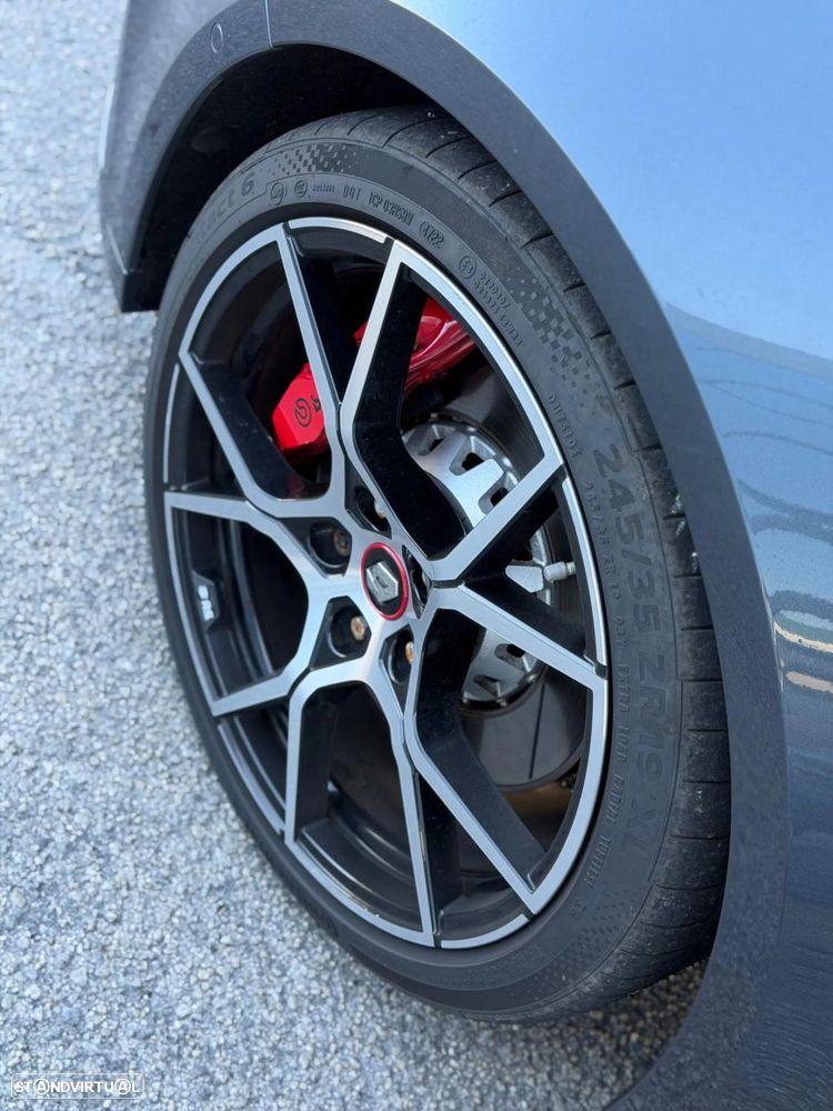 Renault Mégane TCe 300 GPF EDC R.S. TROPHY - 21