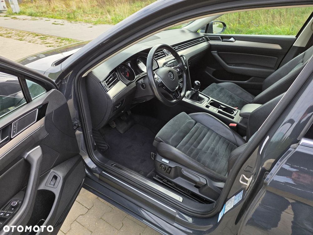 Volkswagen Passat 2.0 TDI (BlueMotion Technology) Highline - 7