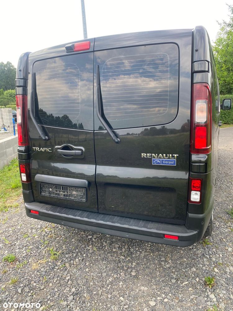 Renault Trafic 2.0 dCi - 15