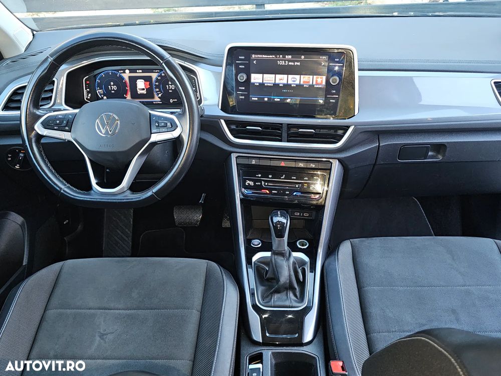 Volkswagen T-Roc - 16