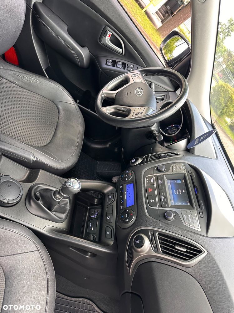 Hyundai ix35 1.7 CRDi 2WD blue Style - 12