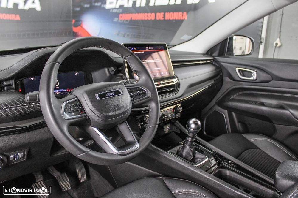 Jeep Compass 1.6 MultiJet Night Eagle - 19