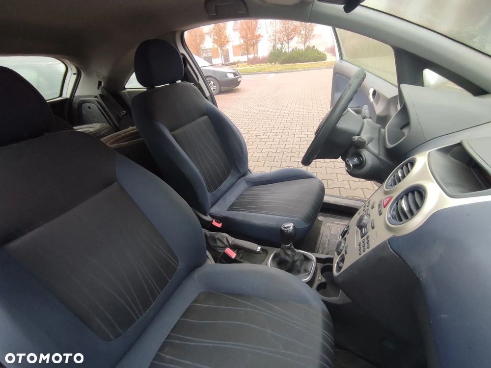 Opel Corsa 1.2 16V - 13
