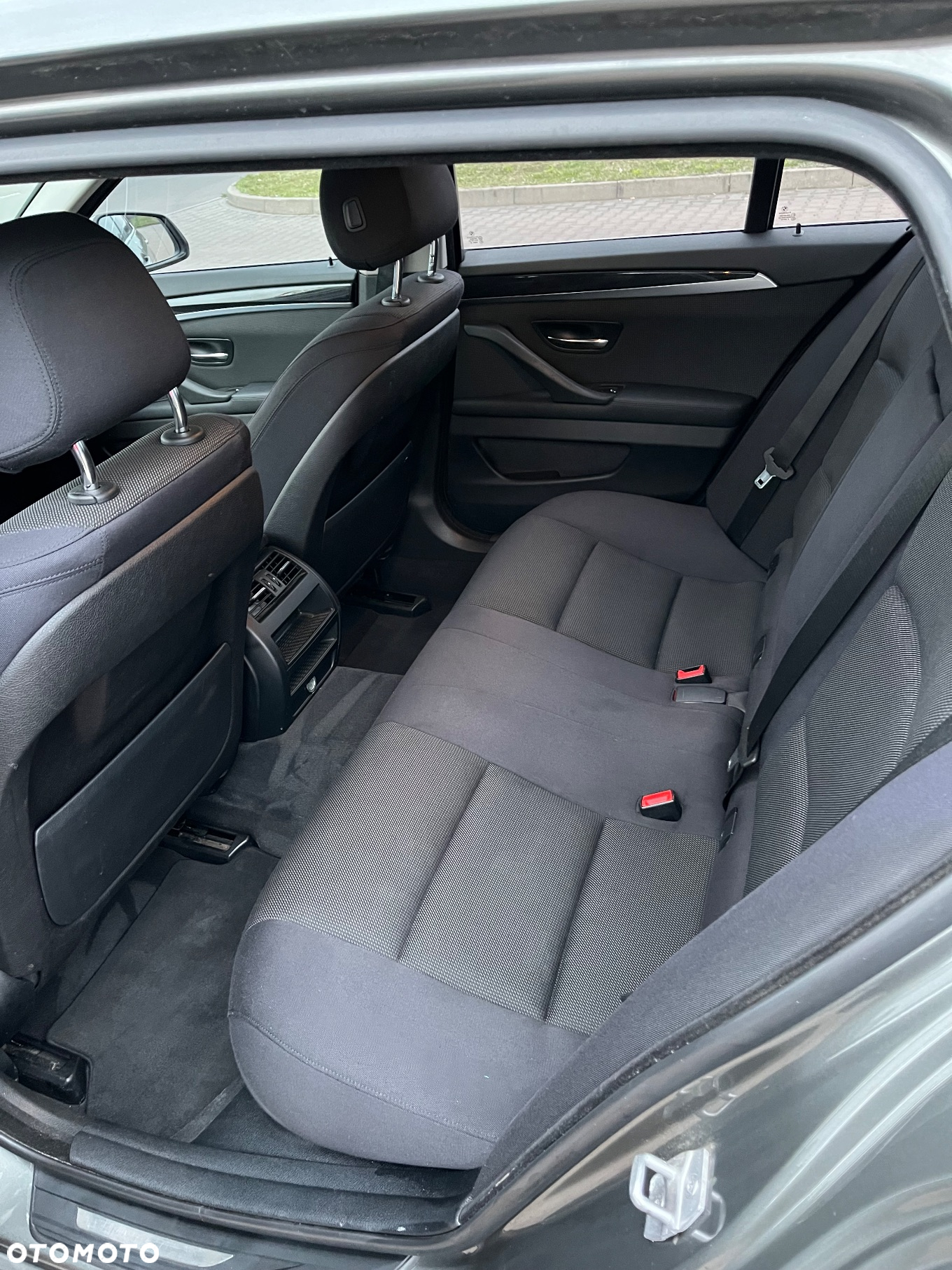 BMW Seria 5 518d Sport Line - 34