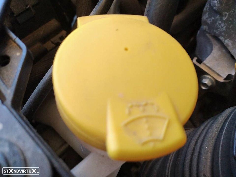 DEPOSITO LIMPA VIDROS RENAULT CAPTUR II - 1