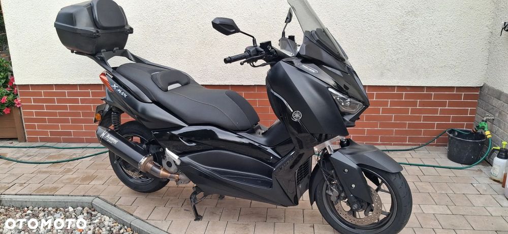 Yamaha X-max - 1