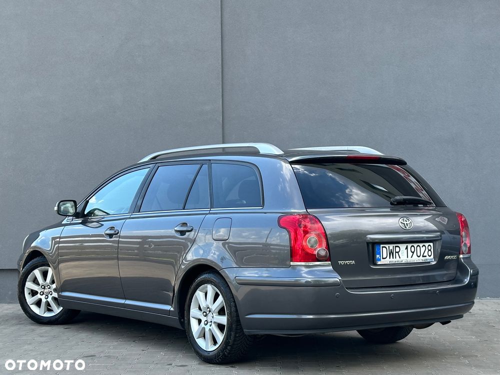 Toyota Avensis 2.0 VVT-i Prestige Premium - 3
