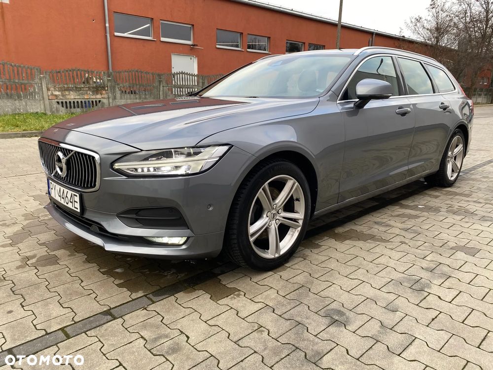 Volvo V90 D4 Momentum - 3