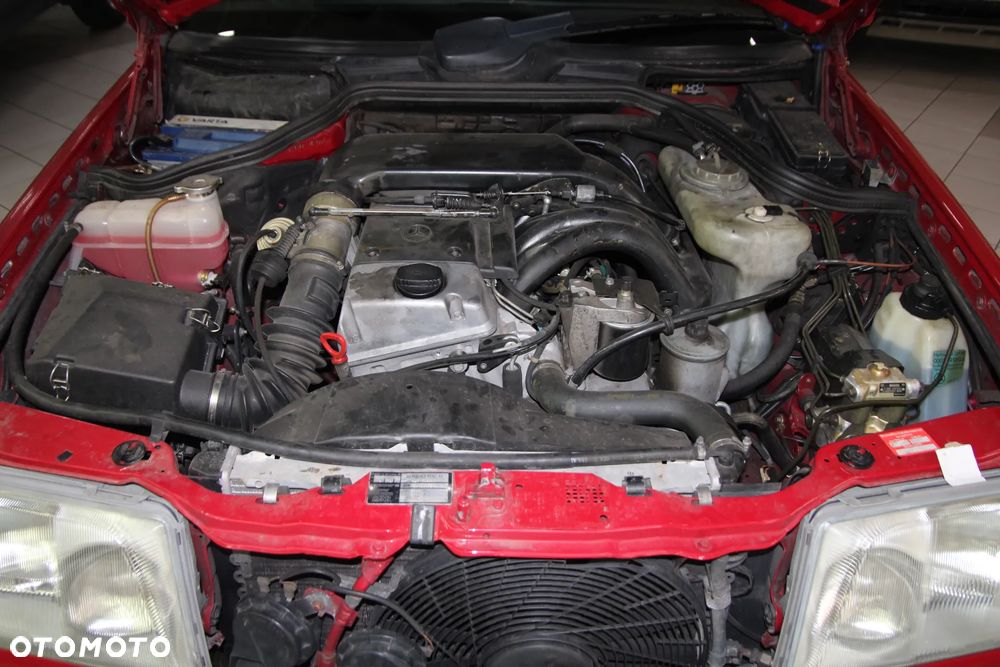 Mercedes-Benz W124 (1984-1993) - 34