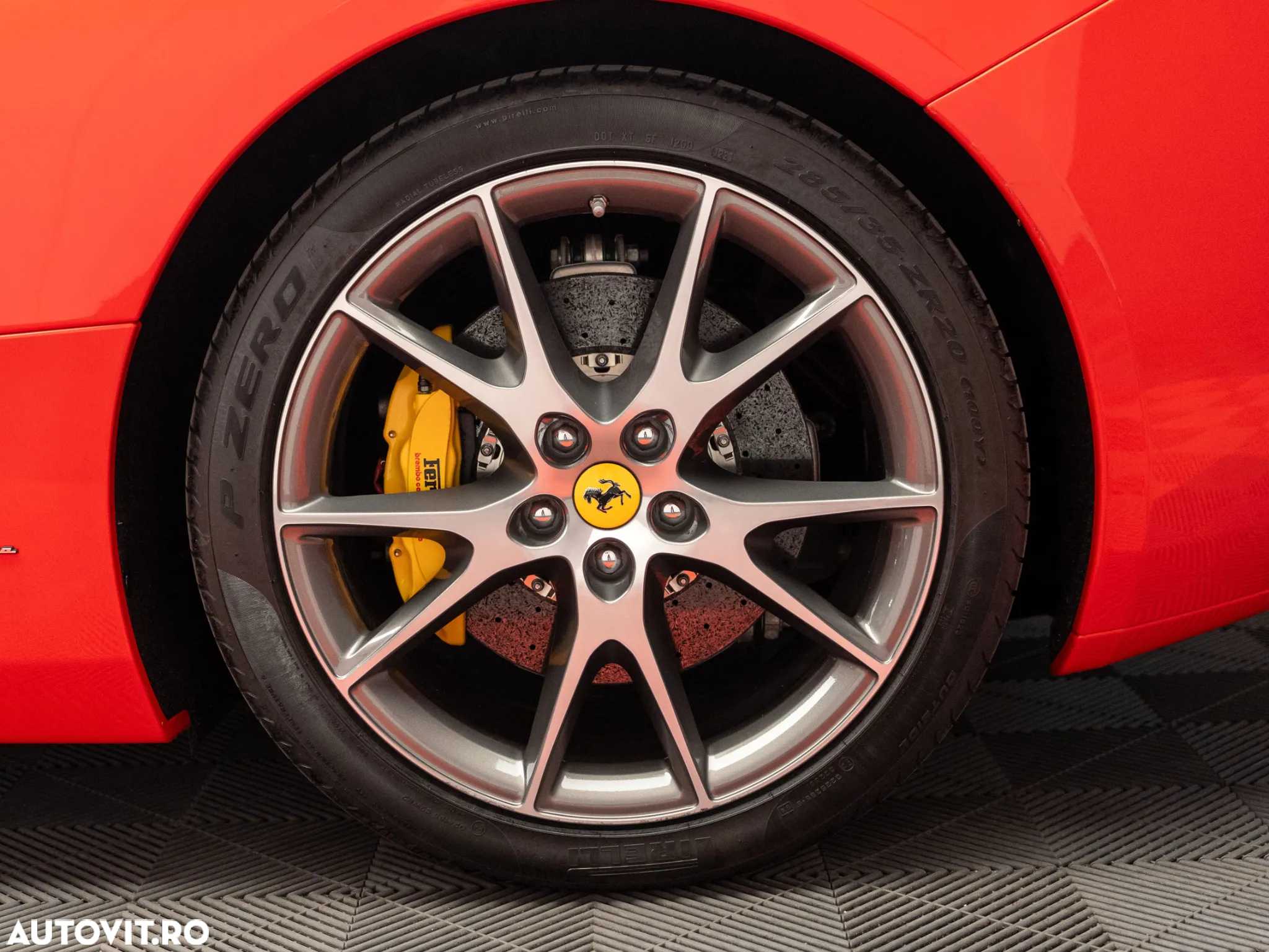Ferrari California - 6