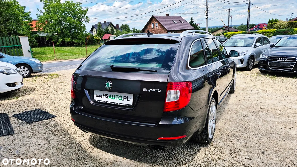 Skoda Superb 2.0 TSI Business DSG - 17