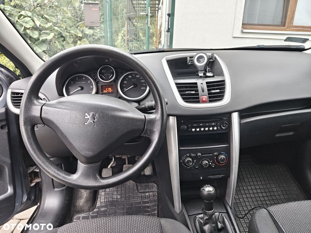 Peugeot 207 - 5
