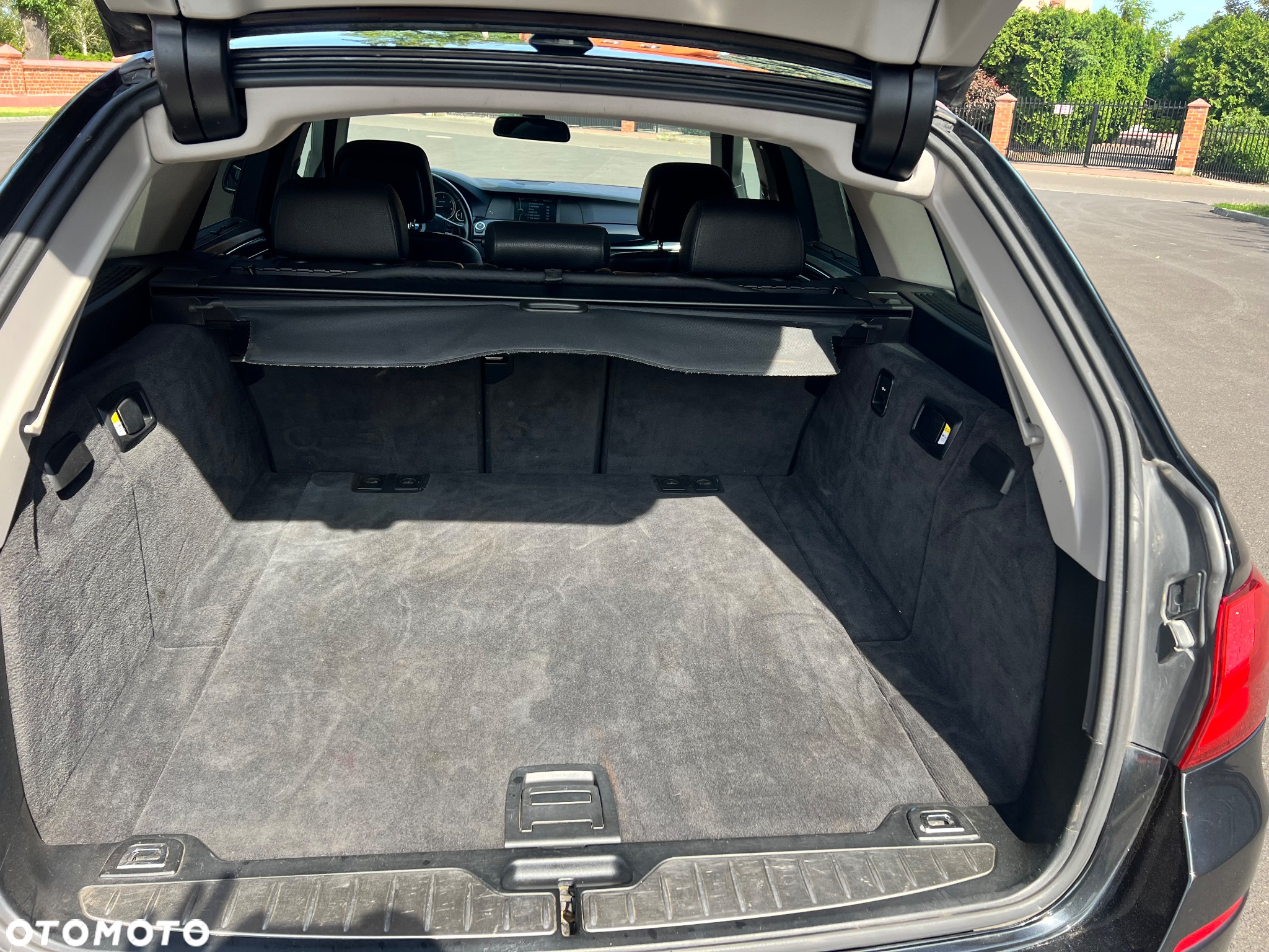 BMW Seria 5 525d Touring - 8