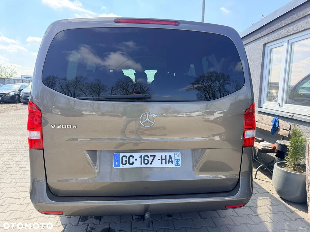 Mercedes-Benz Klasa V 200 (BlueTEC) d extralang 7G-TRONIC - 4