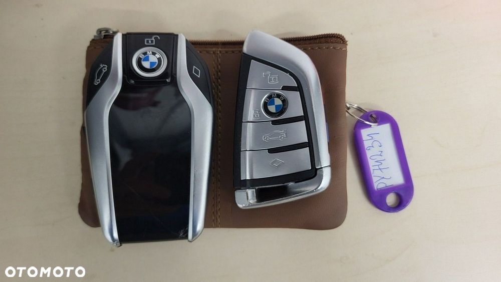 BMW X7 M50i sport - 37