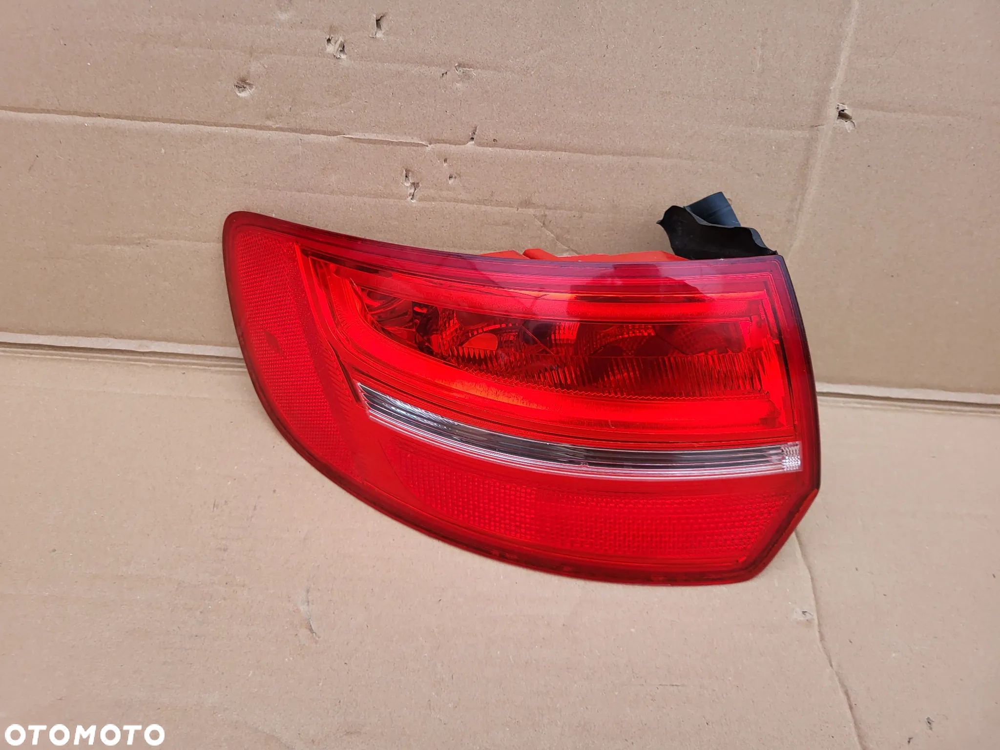 LAMPA LEWY TYL AUDI A3 8P4 LIFT - 1