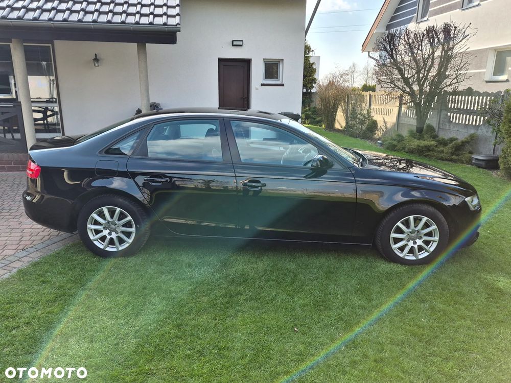 Audi A4 Limousine - 6